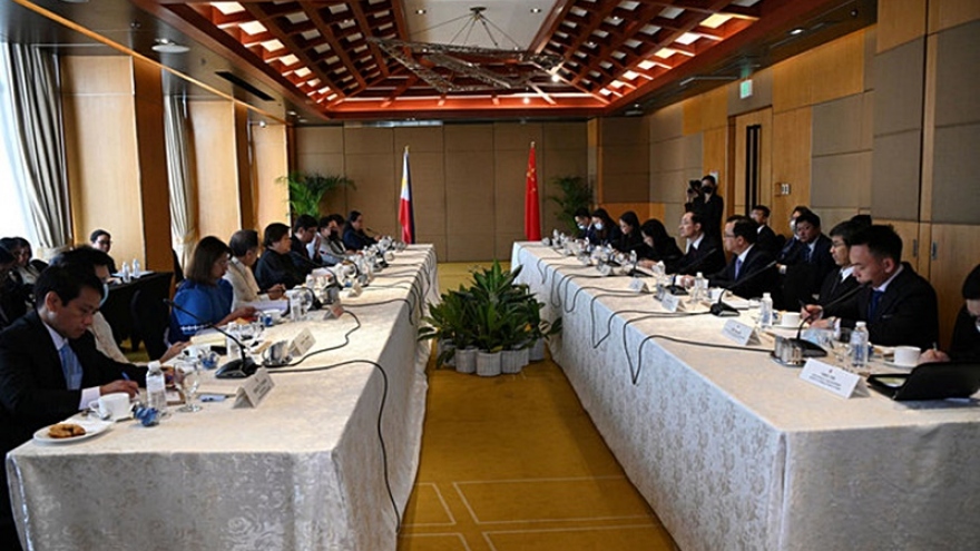 Trung Quốc, Philippines nhấn mạnh cần hợp tác để giải quyết vấn đề hàng hải